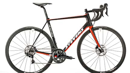 rb-0518-disc-tourer-stevens-ventoux-disc-custom-BO-1884-high-res (jpg)