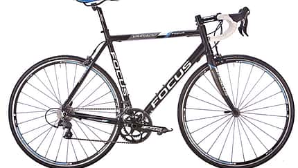 RB-0612-Einsteiger-Rennraeder-Focus Variado 1.0
