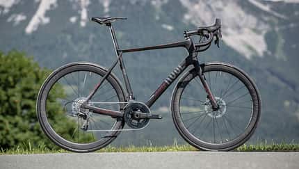 rb-0916-maxi-rose-xeon-stratmann-8633 TEASER