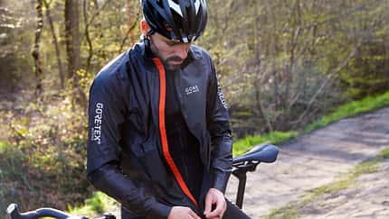 GORE-BIKE-WEAR-JackeTeaser3zu2 (jpg)