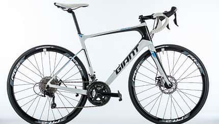 rb-0716-einzeltest-giant-defy-advanced-2-ltd-bjoern-haenssler (jpg)