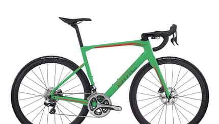 rb-2016-bmc-roadmachine-RM01_DuraAce-Di2 TEASER