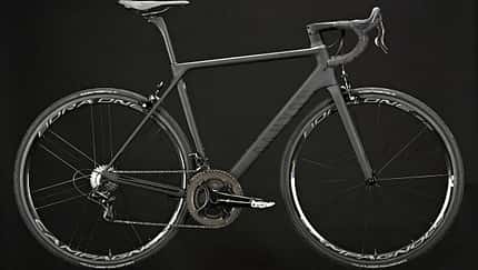 rb-0316-top-rennrad-test-canyon-ultimate-cf-slx-9-punkt-0-ltd-benjamin-hahn (jpg)