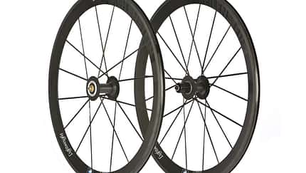 RB-0812-Carbon-Laufraeder-Lightweight-Meilenstein-Clincher (jpg)