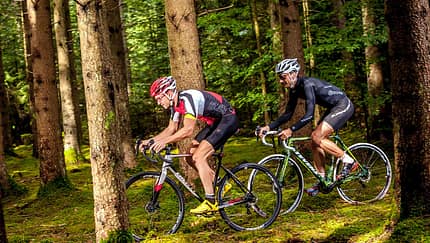 rb-1015-crosser-aufmacher-c.lampe_MG_9632-TEASER.jpg