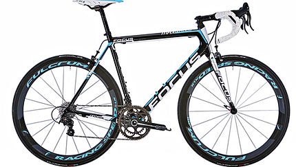 RB 1013 2014er Rennräder Focus Izalco Max Team