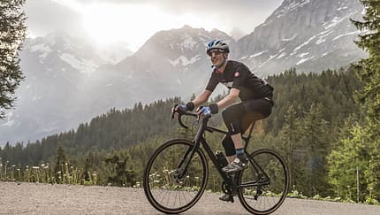 rb-0818-bmc-roadmachine-x-14-TEASER
