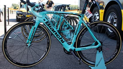 RB-Bianchi-Oltre-XR4-2017-TEASER (jpg)