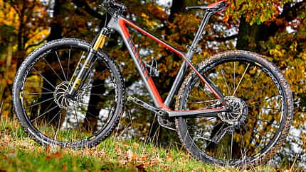 mb-0117-canyon-exceed-cf-slx-9-punkt-9-sl-benjamin-hahn (jpg)