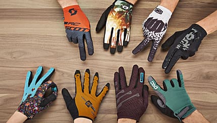 MB 0518 Handschuhtest MS Teaser