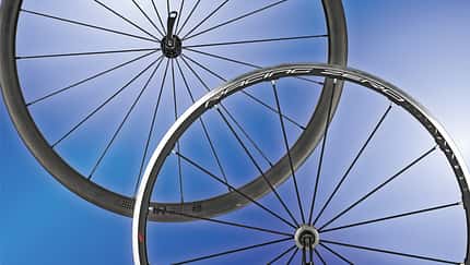 Acht Laufradsätze für Felgenbremsen im ROADBIKE-Test 2019