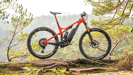 Canyon Spectral:ON 9.0