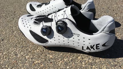 CX 238: Top-Rennradschuh für breitere Füße