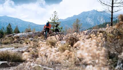 MB 05/2021: Das beste Zubehör für den Alpencross