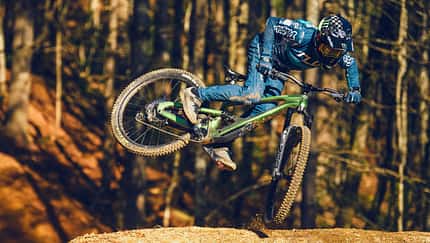 Update für das Enduro mit spektkulärem Hinterbau