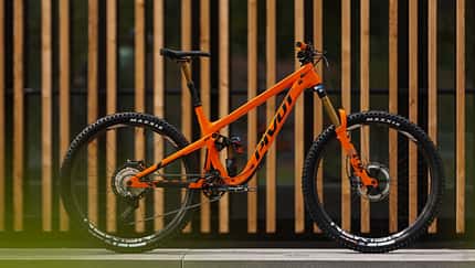 Pivot stellt das neue Super-Enduro Firebird vor