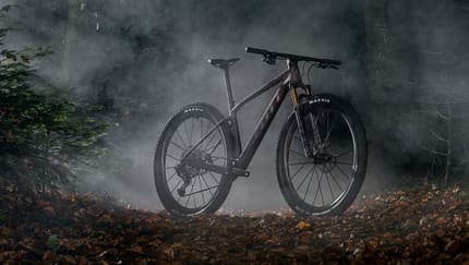 Scott Scale RC SL MY 2023 im mysthischen Wald