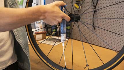 So montierst du ein Tubeless-Setup am Rennrad