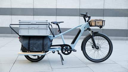Seitenansicht Decathlon E-Cargobike BTWIN Elops R500E Longtail