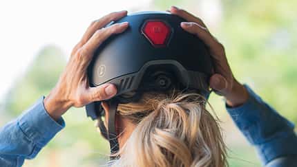 E-Bike Helm Lazer Cruiser mit LED