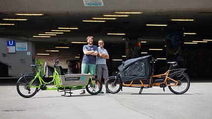 Zwei Cargobikes, zwei Redakteure: ABS-Bremstest