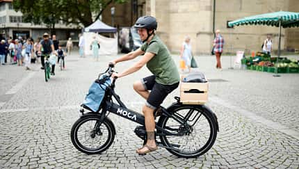 Test E-Bike I Kompaktes E-Lastenrad I Moca Fahrbild
