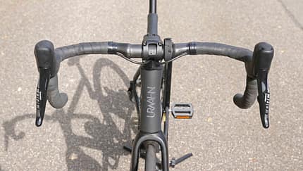 E-Rennrad Urwahn Straßenfalke Frontansicht
