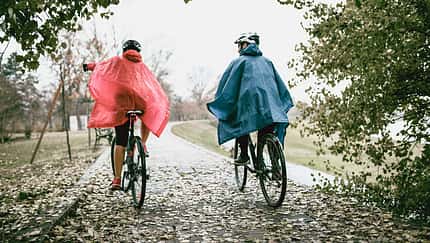 Regencapes und Regenponchos
