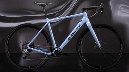 Bombtrack Hook EXT-C,Gravelbike,Studio,Seitensicht