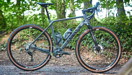 Canyon Grizl CF SL 8 ZTrail,Gravelbike,Gesamtansicht,Wald