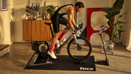 Garmin präsentiert den neuen Tacx Neo 3M 