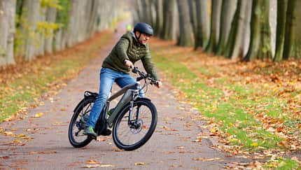 Trekking E-Bike Victoria Fybron 8 Kurvenlage