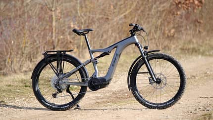Trekking E-Bike BH AtomX Cross ProS Image von rechts 2