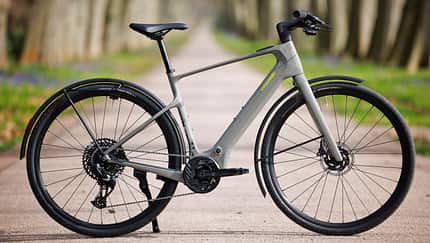 Light E-Bike Cannondale Tesoro Neo Carbon 1 Seitenansicht