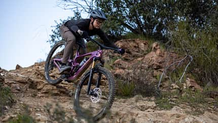 Neues Frauen-Trailbike von Liv!