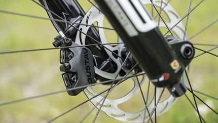Magura Gustav Pro Bremse am Mountainbike montiert