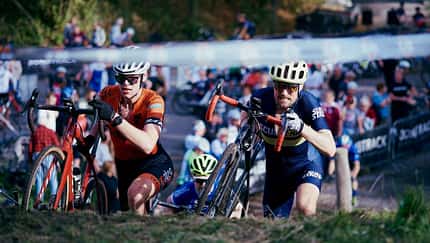 Teilnehmer eines Cyclocross-Rennens in Lünen