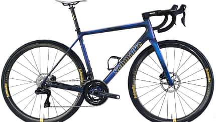 5,4 Kilogramm soll das Schmolke Leggerissima fahrfertig wiegen - laut Hersteller das leichteste Serienrennrad der Welt.