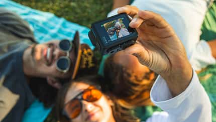 GoPro Hero,Menschen auf Wiese
