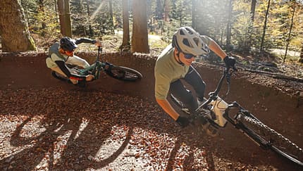 Bock auf Ballern? Mit diesen Super-E-Enduros klappt's!