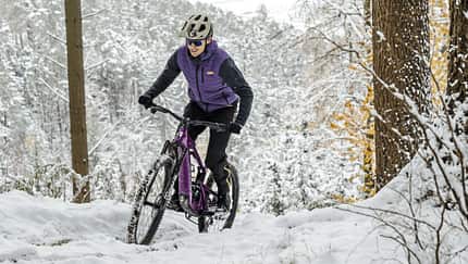 Kalifornisches Light-E-MTB mit Fazua Motor