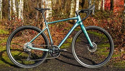 Gravelbike,Carver Gravel 230,Test,Bäume,Seitenansicht
