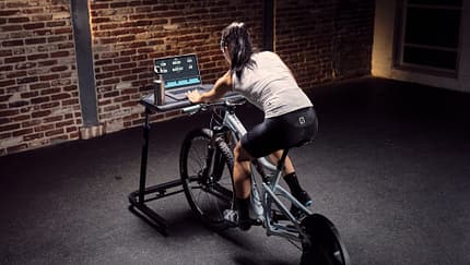 Trainerroad,Indoorcycling,Set-Up im Raum,Rollentraining