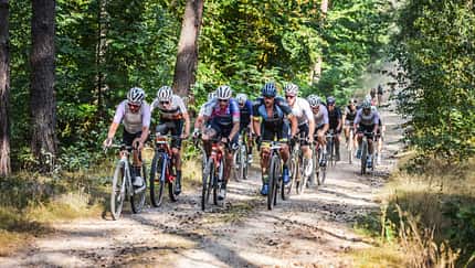 HarzGravel,Gravel Race,viele Fahrer