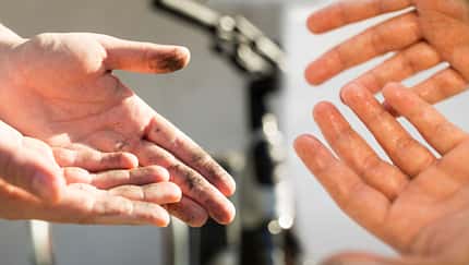 SO werden deine Fettfinger im Nu wieder sauber!