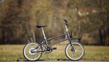 Die besten Klappräder mit Motor im Test 2025!