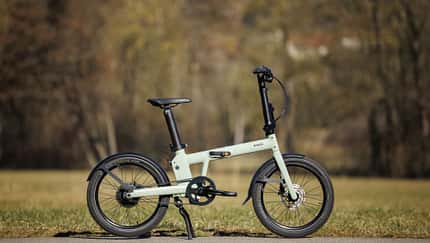 Die besten Klappräder mit Motor im Test 2025!