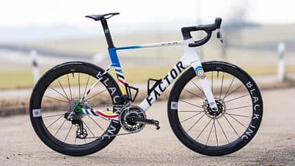 Factor Bikes,Ostro VAM,2025,Test,Rennrad,Seitenansicht