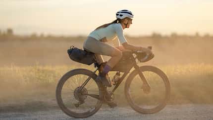 Odlo,Explorer-Kollektion,Actionfoto,Gravelbike