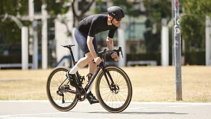 Das neue Carrera SL Pro Air Rennrad im ROADBIKE-Test.